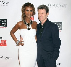 ボウイの遺灰「バーニングマン」で散骨