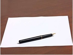 小説執筆の全盲女性に&ldquo;悲劇&rdquo;、ペンのインク切れに気付かず白紙。