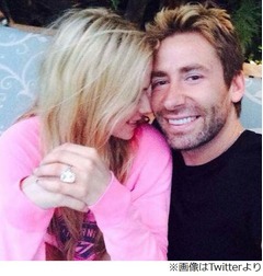 アヴリル結婚1周年に1億円指輪、夫が17カラットのダイヤをプレゼント。