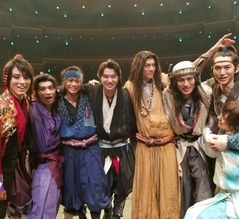 山崎賢人が主演舞台完走「この経験は大きなもの」