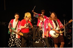 歌詞覚えられず大木凡人脱退、加入したばかりのバンドが崖っぷちに。