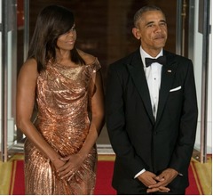 ミシェル・オバマ元大統領夫人、&ldquo;結婚とお金&rdquo;を語る