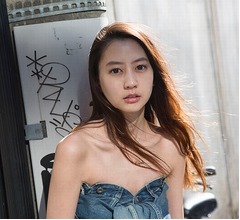 河北麻友子、&ldquo;大人&rdquo;のデコルテ披露