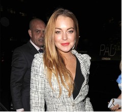 リンジー・ローハンがボート事故で指切断