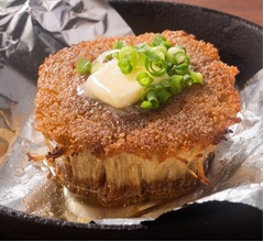 捨てずに調理、エノキの芯の部分をステーキに