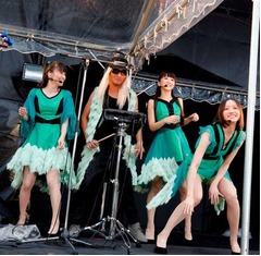 Perfumeやポルノらが2万人魅了、アミューズ所属アーティストが集結。