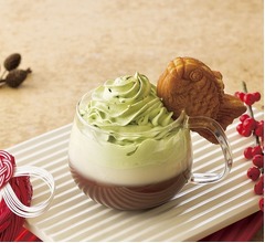 お汁粉ベースの「プレミアムあずき豆乳ラテ」