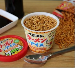 「ベビースターラーメンonアイス」セブン先行発売