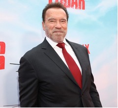 シュワルツェネッガー、交通事故で訴えられる