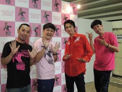 田島貴男と千鳥がトリオ漫才、「KOYABU SONIC」で7分間のステージ。