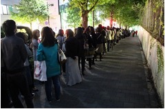 生の草なぎ＆香取に原宿騒然、「SMAP POWER SPLASH」初の公開生放送。