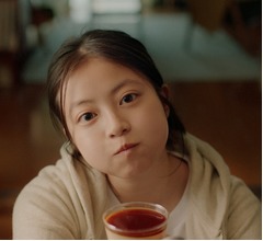 今田美桜がリスの顔真似&ldquo;ぷぅっ&rdquo;に挑戦、あまりにもキュートな姿に監督も絶賛