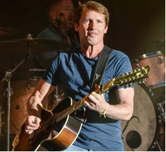 ノエル・ギャラガー、近所に住んでいた&ldquo;ジェイムス・ブラントが嫌&rdquo;で家売却