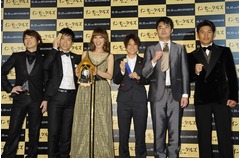 結婚控えた「東MAXにあやかりたい」、優木まおみら各界の&ldquo;神&rdquo;が集結。