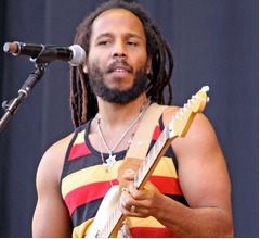 &ldquo;レゲエ界の伝説&rdquo;ボブ・マーリーの伝記映画製作へ 