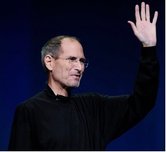 &ldquo;スティーブ・ジョブズのサンダル&rdquo;3000万円で落札