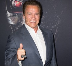 シュワ、トランプ大統領に「仕事交換」提案