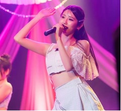 &ldquo;9頭身&rdquo;元RIZINガールがアイドルデビュー「とにかく楽しかった」