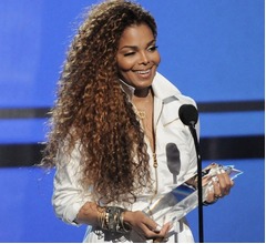 ジャネット・ジャクソン破局、1月に長男誕生も