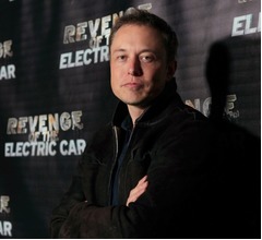 イーロン・マスクが&ldquo;世界一素晴らしい&rdquo;香水発売