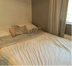 &ldquo;掛け布団&rdquo;と結婚する女性