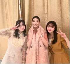 アンミカ「可愛い本田紗来、望結さんご姉妹と！」3ショット