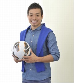 長友&ldquo;夢や努力&rdquo;の大切さ語る、「モンスターズ大学」の新CMで。