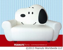 受注生産のスヌーピーソファ、極上の座り心地とフォルム表現の逸品。