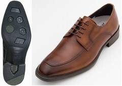 &ldquo;雨NG&rdquo;も靴底に穴あけ涼しく、紳士靴の不快な熱やムレとサヨナラ。