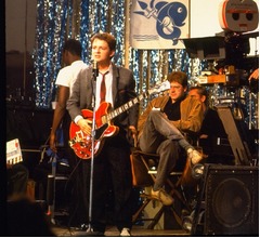 「バック・トゥ・ザ・フューチャー」の&ldquo;赤いギター&rdquo;、現在行方分からず