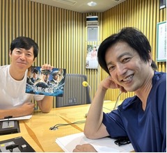 東MAX、&ldquo;高校のパイセン&rdquo;大沢たかおとの2ショットに大興奮「絶対学校で会ってる」