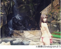 浜田翔子のセクシーな&ldquo;美尻&rdquo;、プリンと大胆露出のグラビア写真公開。