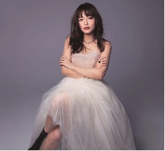 めざましい活躍の川口春奈、美容誌読者が選ぶ&ldquo;今年最も輝いた人&rdquo;に