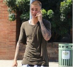 ジャスティン・ビーバー、クラブで襲われる