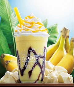 ゴディバのチョコレートドリンク新作は&ldquo;バナナ&rdquo;、夏季限定で登場。