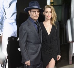 デップ元妻、離婚裁判での破産恐れていた