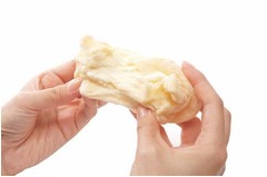 ビアードパパのもちもちシュー、夏季限定「SHIRO」の販売スタート。