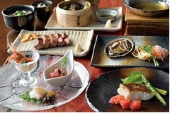 低糖質のヘルシー鉄板焼コース、メニュー全体でごはん1杯分より低く。