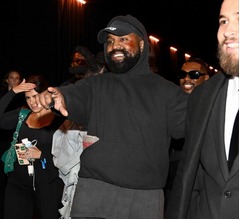 &ldquo;破産まで2か月&rdquo;から逆転、カニエ・ウェストは総資産4261億円で「億万長者」と自慢