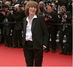 エルメスがバーキンさん追悼「長年連れ添った友を失いました」