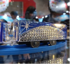 【おもちゃショー】異彩放つ伝統工芸&times;プラレール