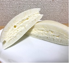 【食レポ】真っ白爽やか「もっちりれあちーずどら」