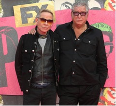 セックス・ピストルズのメンバーが&ldquo;不仲&rdquo;告白、2008年最後のツアーから話してない