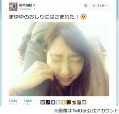 まゆゆがお尻でゆきりん挟む、ファン「羨ましい」「ご褒美すぎる」。