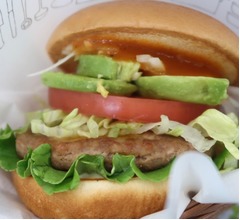 【食レポ】モス「アボカドサラダバーガー」