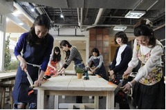 手ぶらで寄ってDIYができる店、ワークスペースや道具をレンタル。