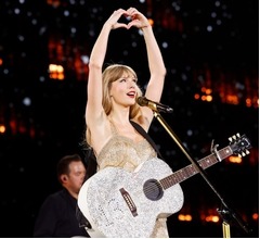 リンゴ・スター、テイラー・スウィフトの人気はビートルズの熱狂的ファンに「最も近い」