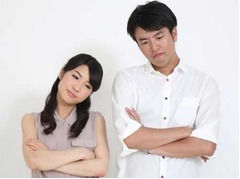 夫の価値は妻より2000万円安、「配偶者の価値を金額で」調査の結果。