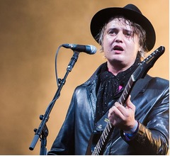 元ヘロイン中毒の英ミュージシャン、&ldquo;ギターケースにドラッグ&rdquo;日本に入国と告白