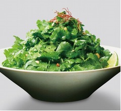 2016年&ldquo;今年の一皿&rdquo;は「パクチー料理」に